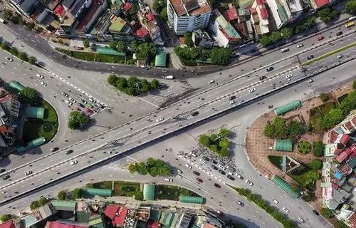 是谁在缔造越南经济神话?