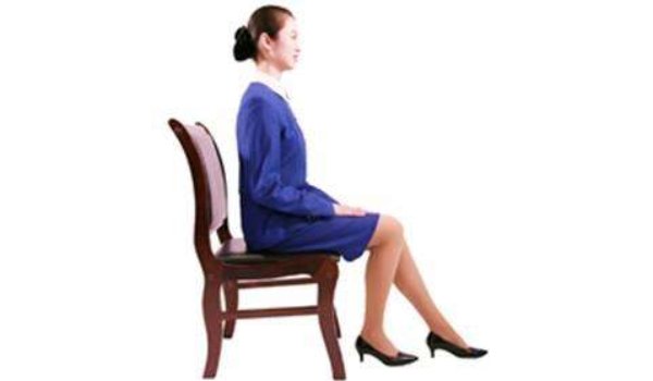 如何正确的跷二郎腿呢？