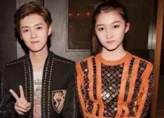 关晓彤的真实身份是什么，真是公主吗？