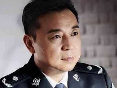 凭栏一片风云起演员表