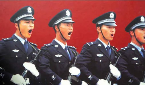 000001的警号是什么级别的呢？