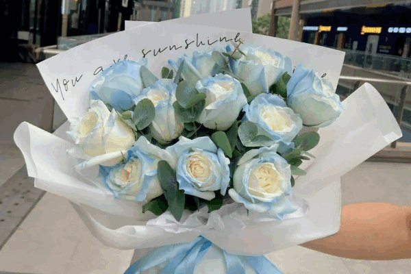 冰蓝玫瑰的花语