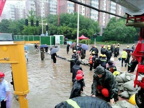 河南的强降水天气为何会持续这么久？