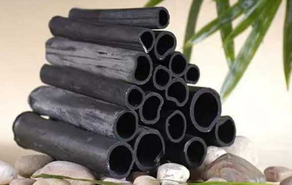 备长炭是什么啊 和活性炭,竹炭有什么区别 效果怎样 有没有人能详细的解答一下啊 谢谢哈