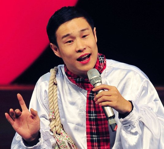 赵本山徒弟小沈阳被传车祸离世，现场不忍直视，究竟发生了什么？