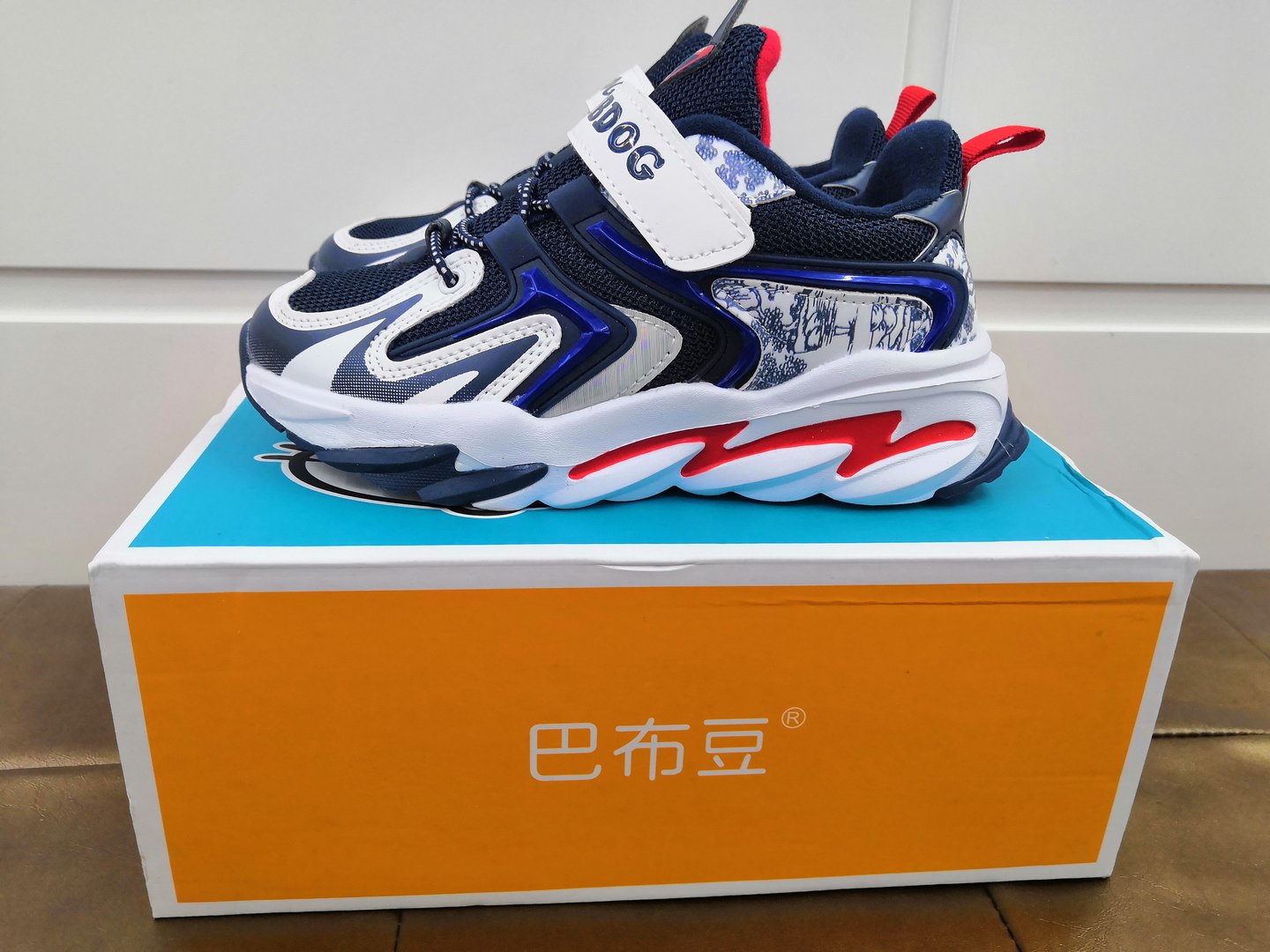 大黄蜂童鞋查出致癌是真是假?