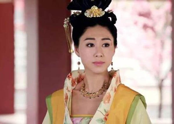 宫心计2元_姐姐是谁