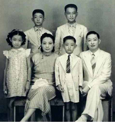 梅葆玖没有子女的原因是什么，孟小冬与梅葆玖是什么关系？