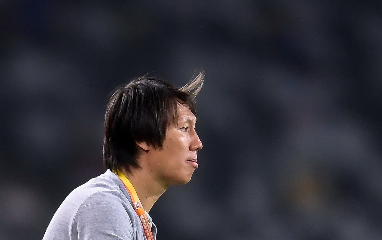 记者称国足集训期间李铁暴瘦20斤，李铁的压力有多大？