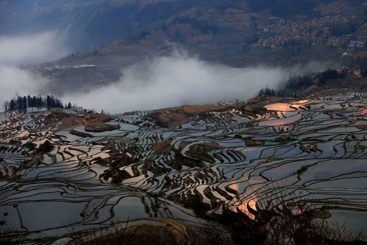 人类文明想要进化为二型文明必不可少的必要条件是什么？为何这么说？