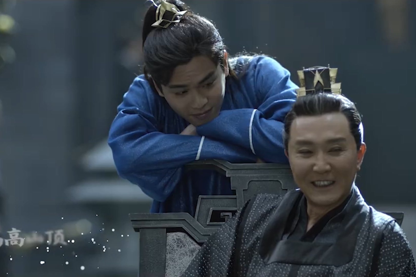 在《庆余年》中，陈萍萍与范闲有什么关系？