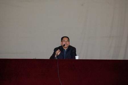 曹天的人物简介