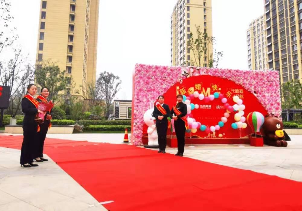 男女结婚红毯从新郎家直接铺到新娘家，这样的铺设有什么意义？