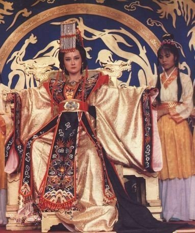 一代女皇武则天的扮演武则天的是谁