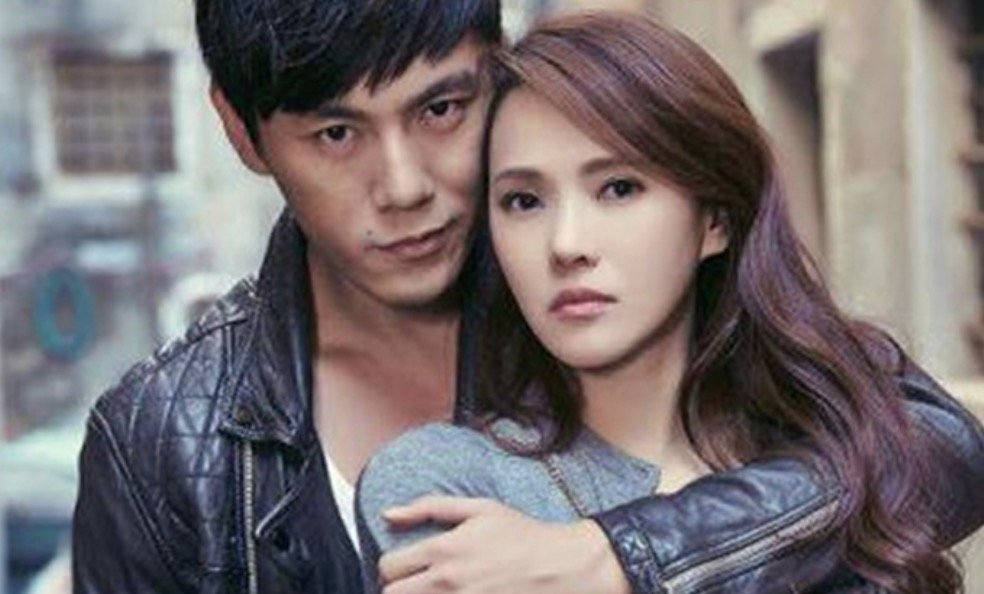 秦昊伊能静怎么相识相恋的？