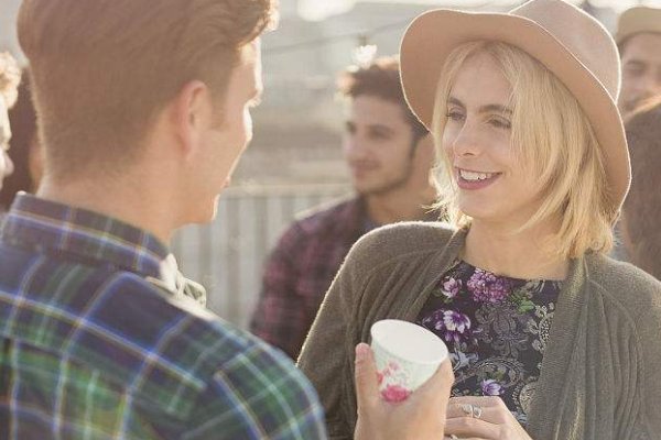 男子连捅前女友20多刀获刑14个月，这样的量刑是否太轻了？