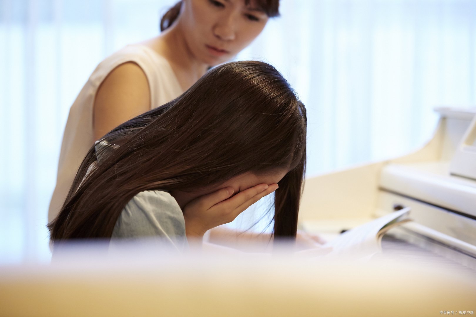 我老公出轨，一次又一次的骗我，我已经崩溃了怎么办？