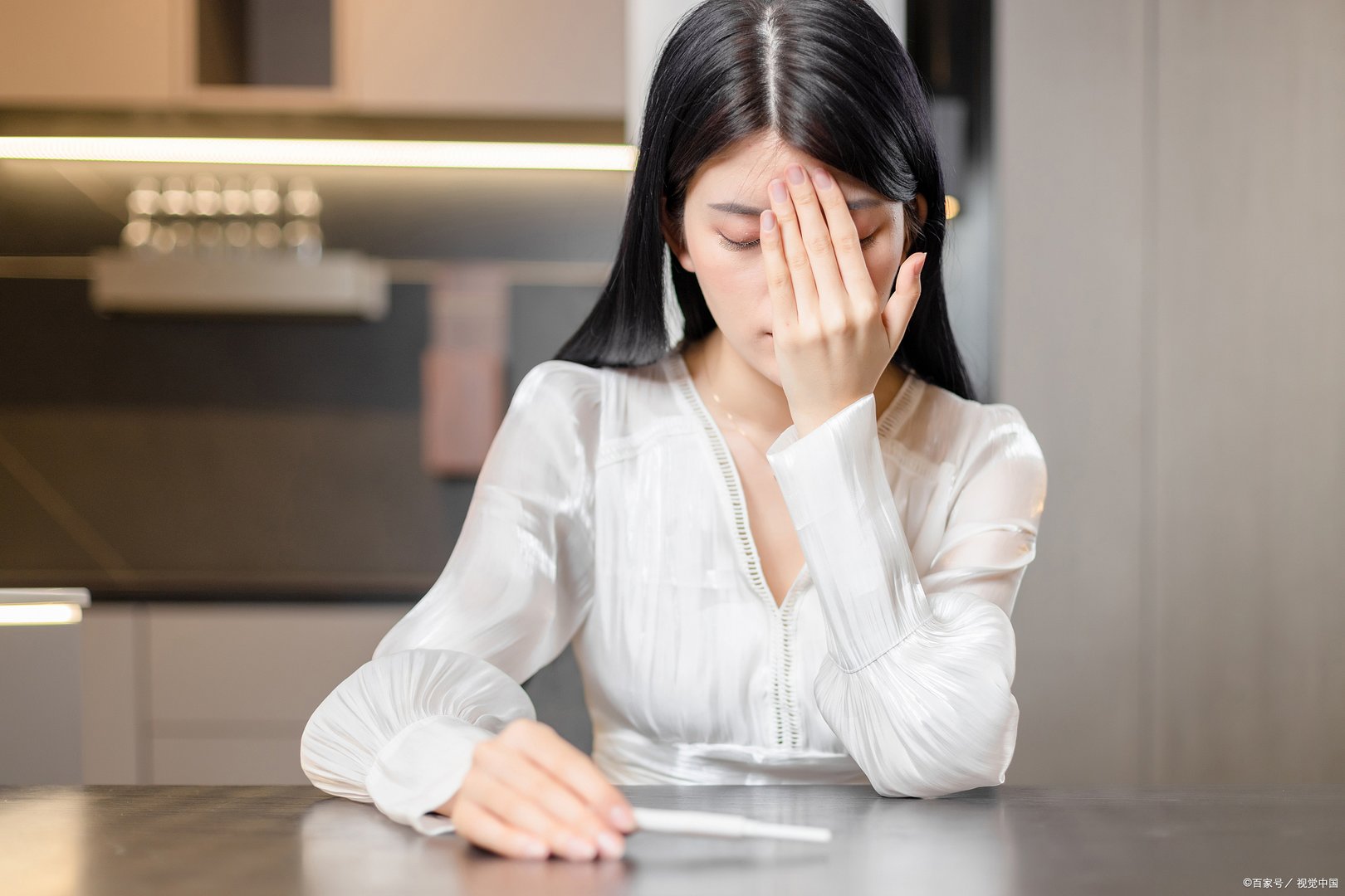 我老公出轨，一次又一次的骗我，我已经崩溃了怎么办？