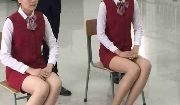 如何正确的跷二郎腿呢？