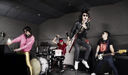 没有理想的人不伤心的全部歌词是什么？