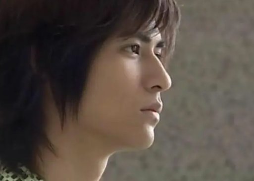 台湾出了哪些著名的男演员和歌手？