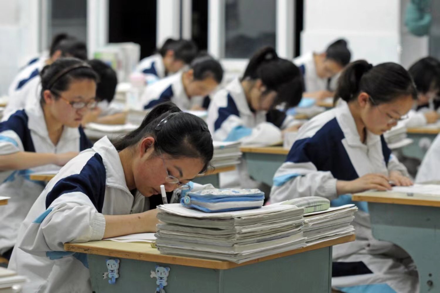 成都高中开学时间2023下半年