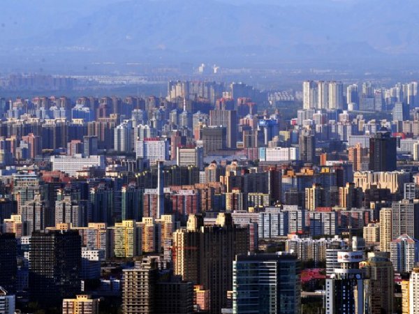 形容城市的四字成语