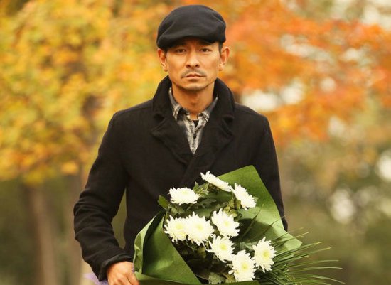 为刘德华自杀3次守身30年，杨丽娟都劝不动的敖艳红，如今怎样了？