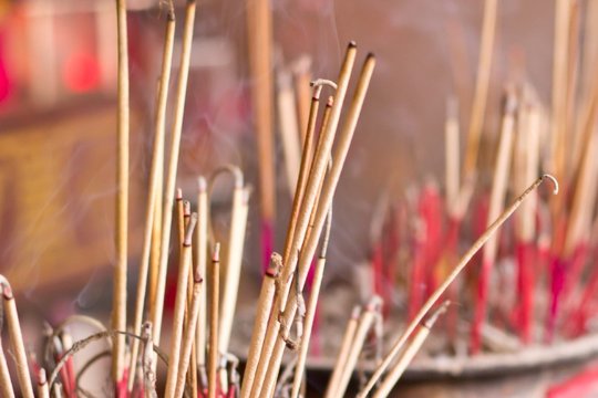 上香前默念的三句话是什么