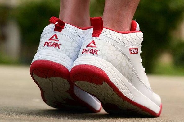 匹克是哪个国家的品牌