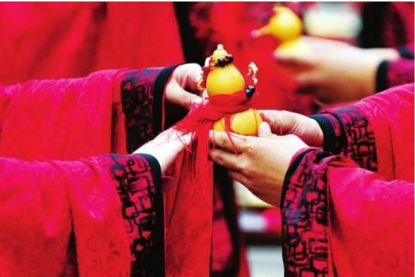 合卺酒是什么意思