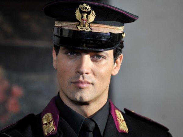 丁度巴拉斯的知名作品