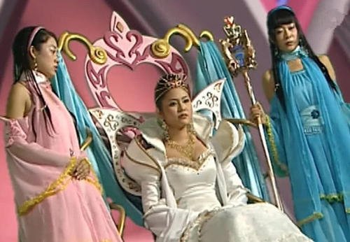 《魔仙堡》歌词是什么？