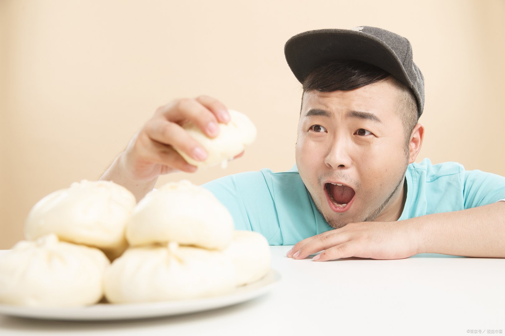 大快朵颐是什么意思