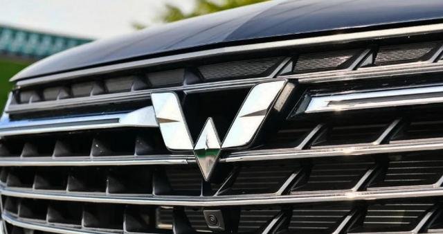 车快报：长安欧尚X5售价公布，五菱全新SUV将上市，恒驰1实车曝光