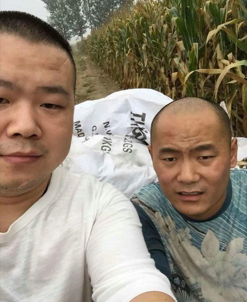 李连杰二哥去世享年60岁，葬礼已在八宝山举办，出席的都有哪些明星？