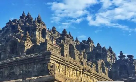 浮屠是什么意思?