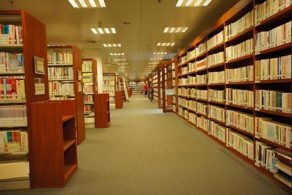 图书馆英语怎么读library