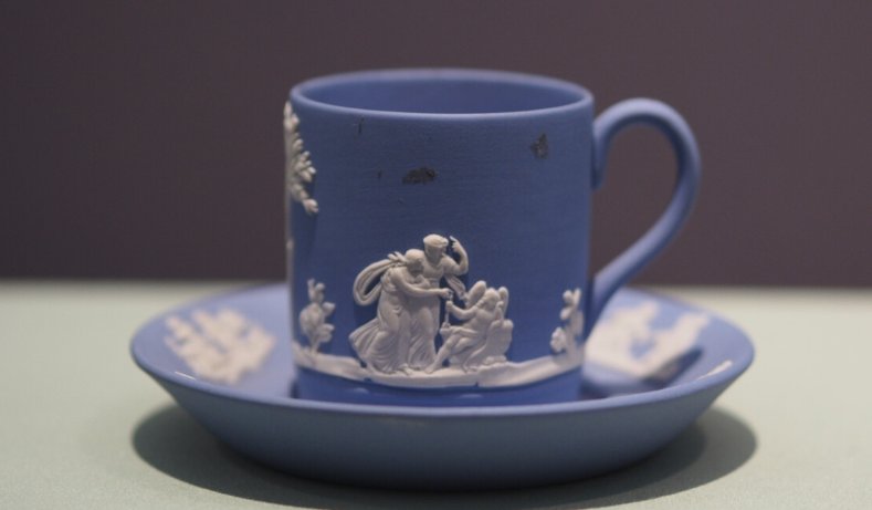 威基伍德瓷器是哪个国家