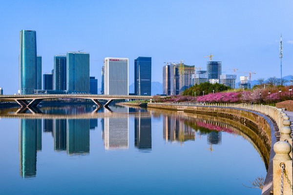 义乌疫情形势依然严峻，静默管理延期，当地的疫情何时能全面清零？