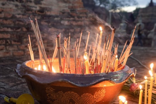 上香前默念的三句话是什么