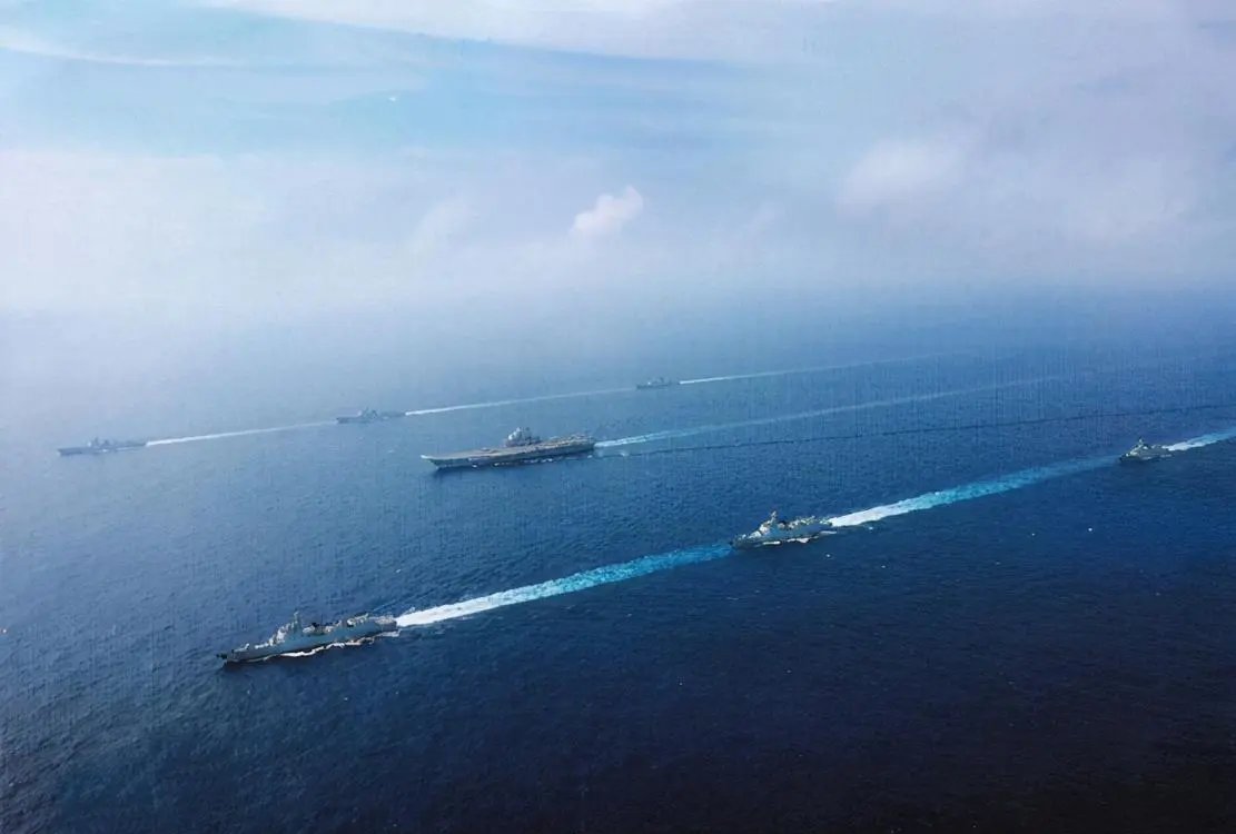 跳脚了？日本抗议俄军演并通知中印，俄方对此作何回应？