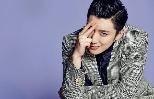 五年前的一个深夜，乔任梁头戴塑料袋在家中惨死，到底发生了什么事？