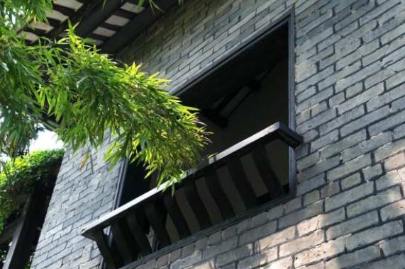 她唱着他乡遇故知是什么歌？