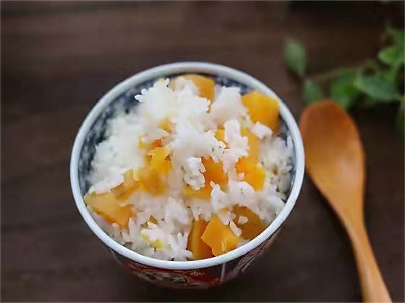 一个红薯相当几碗米饭